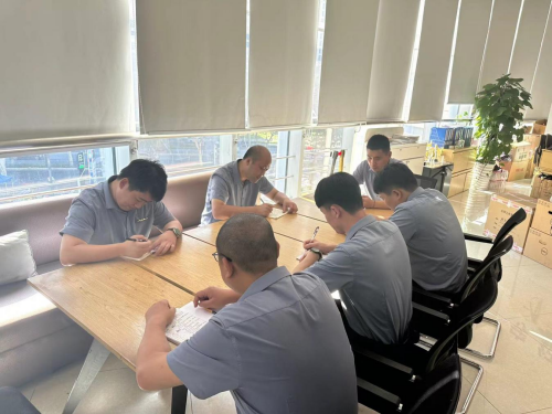 【武汉保安集团】压实安全责任  守牢安全底线 (8).png