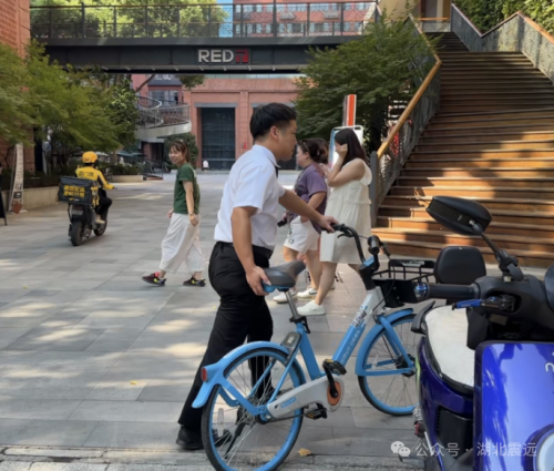 【会员动态】守护平安尽显责任担当——湖北震远保安员表彰特辑 (1).png