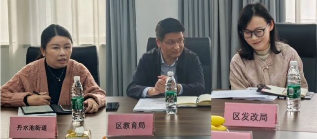 【捍御保安】武汉市江岸区委常委、区政府常务副区长熊俊等领导走访调研武汉捍御保安服务有限公司 7-1.jpg