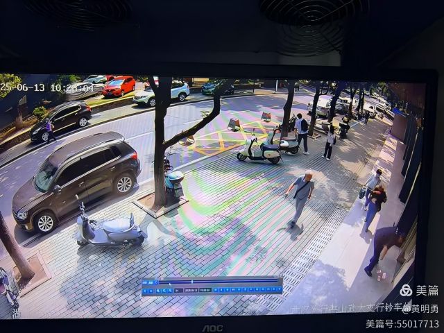 640博泰保安员李剑拾金不昧.jpg